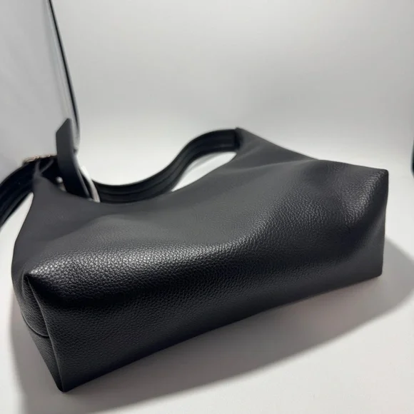 BAGGU Black Recycled leather mini shoulder Textured Shoulder Bag - Picture 3 of 3